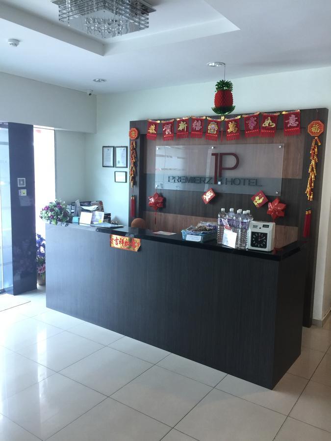 Premierz Hotel 라부안 외부 사진